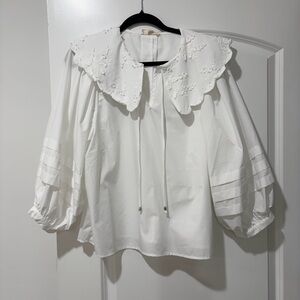 White Floral Scalloped Entro Top